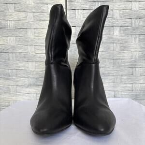 UNISA Black Soft Faux Suede Slouchy Ankle Heeled Booties 7M